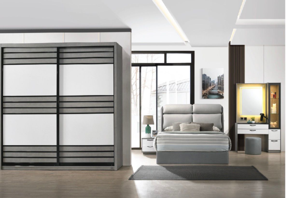 Laverne Modern-Frame Sliding Wardrobe