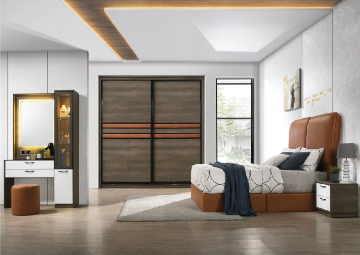 Udore Warm-Accent Sliding Wardrobe